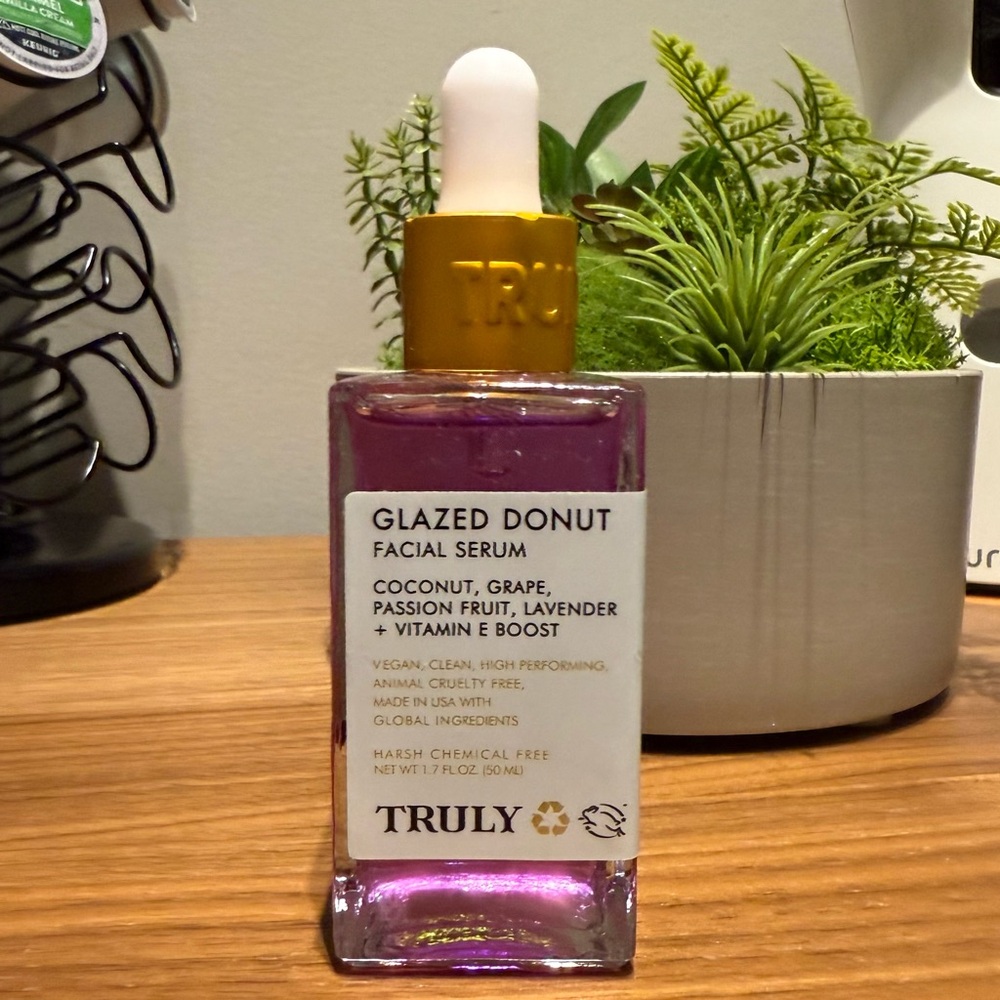 Truly Glazed Donut Facial Serum
